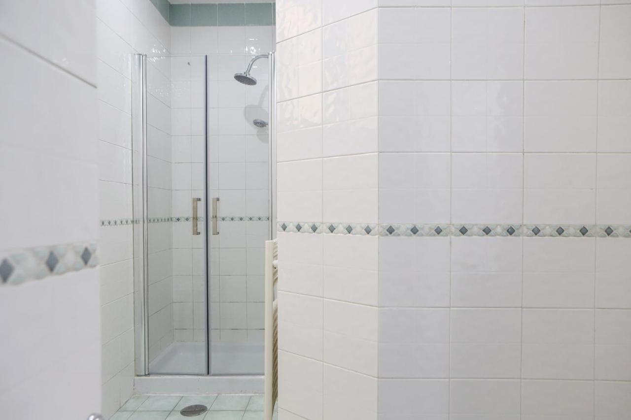 Modern Apartment At Piazza Del Gesu' By Wonderful Italy Neapel Exterior foto